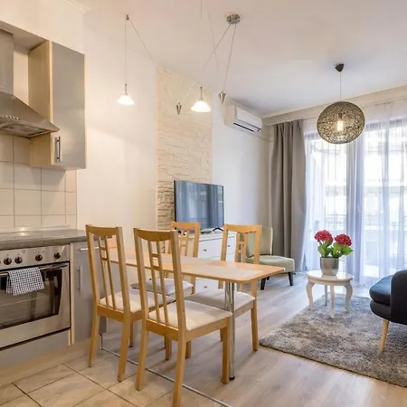 Appartement Cozy In The Heart Of With Terrace And Tub Budapest